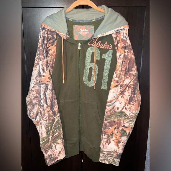 Cabela’s Camo Hoodie - Picture 2 of 7
